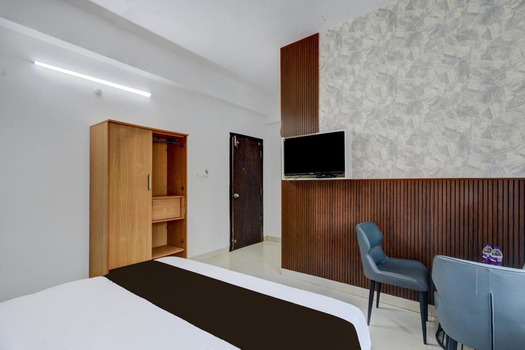 Hotel O Bee Oak Gachibowli Екстериор снимка